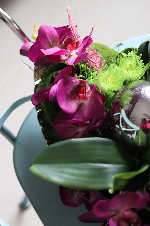 Dekoria Fuksja Modern, kompozycja ze storczykiem, dł.45cm