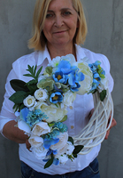 Blue Gerda, dekoracyjny wianek z kwiatów sztucznych, śr.34cm