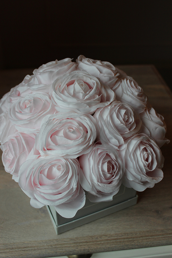 Cristina Small, ekskluzywny flowerbox / kompozycja kwiatowa, wys.22cm