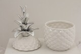 Ananas, figurka ceramiczna / pojemnik, wys.25.5x12.5cm