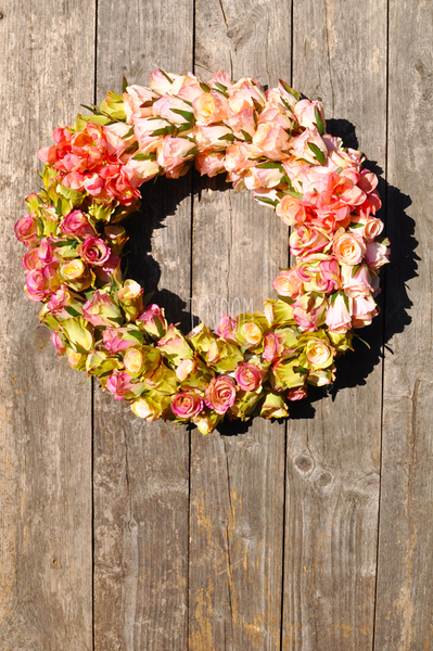 piękny wianek na drzwi Roses, śr.40cm  