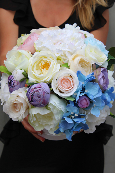 The Best Wishes kompozycja kwiatowa / bukiet Flowerbox wys.29cm, szer.27cm