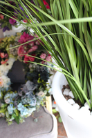 kompozycja w podświetlanej donicy z trawami Simple Grass, wys. 190cm