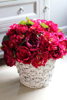 bogaty kosz z peonią i hortensją, Amarant, wys.50cm 