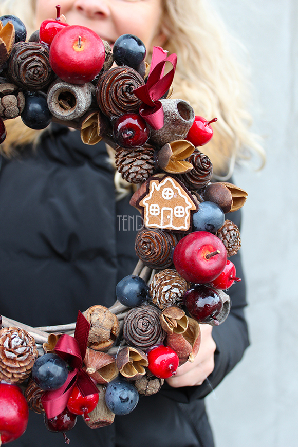 bożonarodzeniowy wianek / stroik Deco Time śr.28 cm