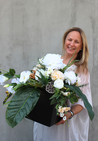 kompozycja nagrobna Pedro w naczyniu z plastiku, wys.48cm 