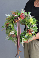 Gardenia 2, bogaty wianek ze wstążką, śr. 37cm