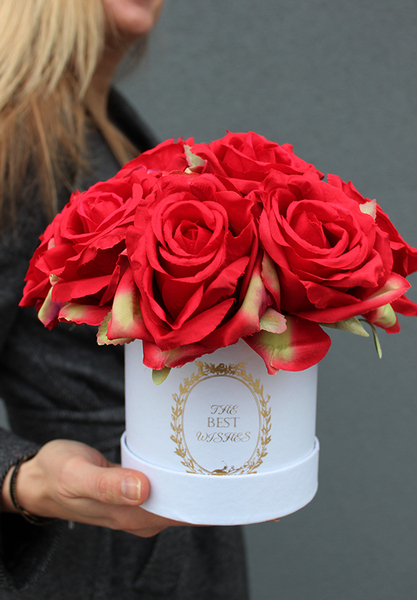 walentynowa Czerwona Róża, kompozycja kwiatowa / flowerbox, wys.22cm