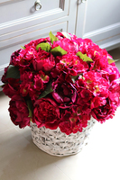 bogaty kosz z peonią i hortensją, Amarant, wys.50cm 