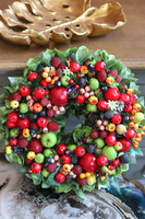 dekoracyjny wianek z owocami, Radość Jesienią, śr.30cm