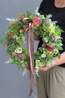 Gardenia 2, bogaty wianek ze wstążką, śr. 37cm