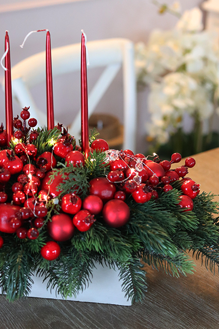 stroik świąteczny na stół Karminowy Exclusive, wym.45x67x30cm  