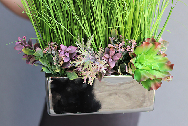 Henalia, sztuczna trawa z sukulentami w prostokątnej donicy, wys.82cm