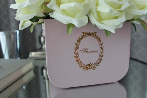 Elsa flowerbox, kompozycja kwiatowa / bukiet, wys.27cm