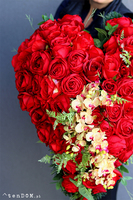 bardzo bogata wiązanka nagrobna, Różane Serce Premium, dł.72cm