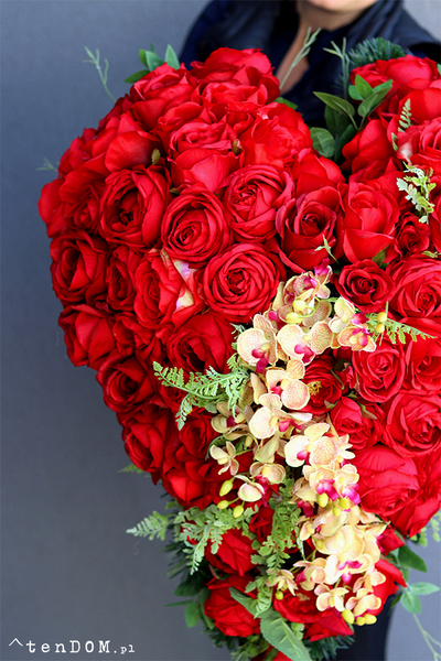 bardzo bogata wiązanka nagrobna, Różane Serce Premium, dł.72cm