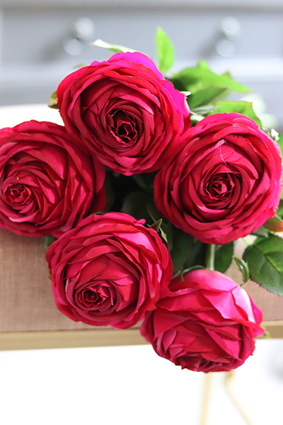 bukiet 5-ciu sztucznych karminowych róż, Elegance, dł.64cm