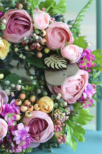 Relia New, uroczy kwiatowy wianek, śr.27cm