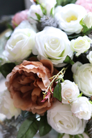 kompozycja kwiatowa / bukiet Cappucino 2, wys.35cm