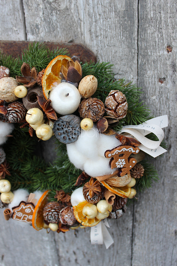 dekoracyjny bożonarodzeniowy wianek na drzwi Tradycja, śr.26cm