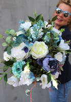 Albina II, kompozycja kwiatowa / bukiet w donicy Cinderella, wys. 54cm