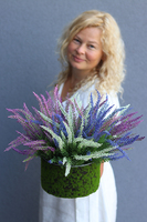 kompozycja kwiatowa w omszałym naczyniu, Wrzosy w Mchu, wys.31cm 