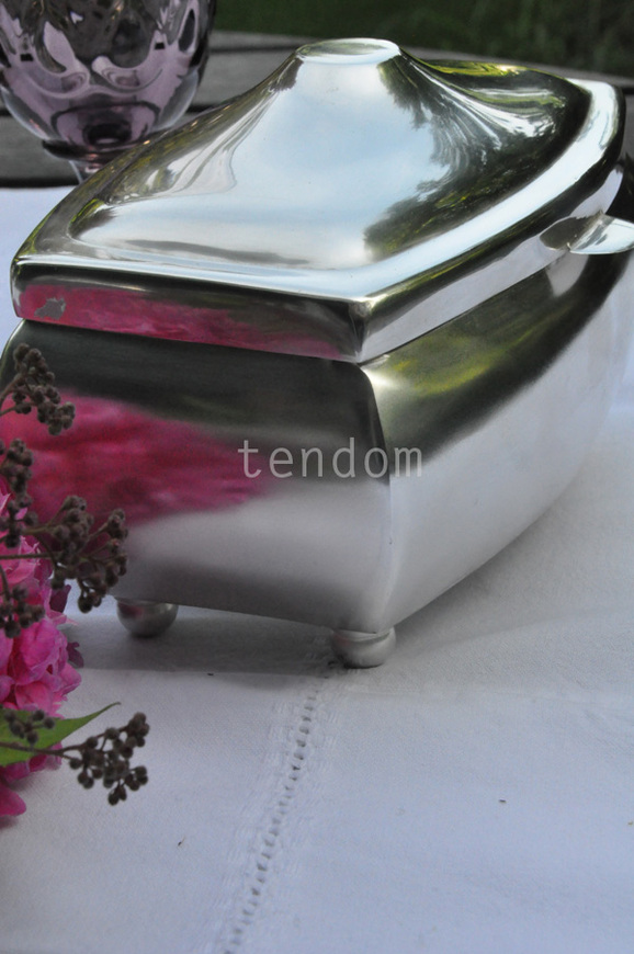 OD RĘKI cukiernica posrebrzana Monaco