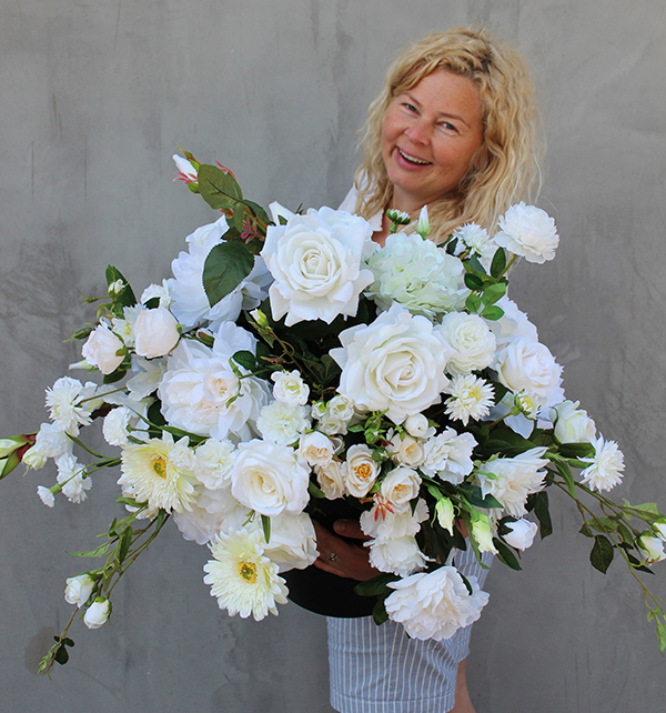 Agnes elegancka kompozycja we wkładzie do donicy, wys.68cm