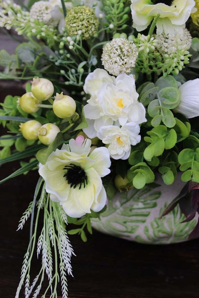 Zielone Marzenie, dekoracja kwiatowa w srebrnym naczyniu, wys.28cm