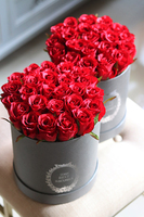 kompozycja kwiatowa / bukiet flowerbox Mercedes Red, 1szt. wys.24.5cm