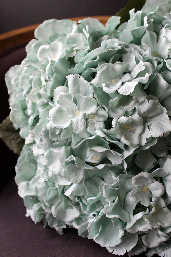 kosz z kwiatami Romantyczna Hortensja Błękitna 35x35cm