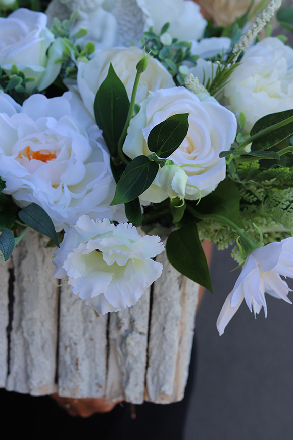 Biellona, dekoracja nagrobna z aniołem, wym.42x61cm