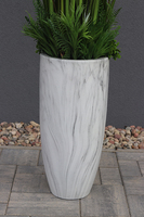 kompozycja traw i dmuchawców w wysokiej donicy, Marmurro, wys. 160cm