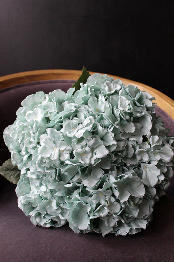 kosz z kwiatami Romantyczna Hortensja Błękitna 35x35cm