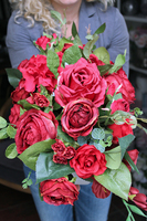 piękna kompozycja kwiatowa Red Fire, wys.28cm