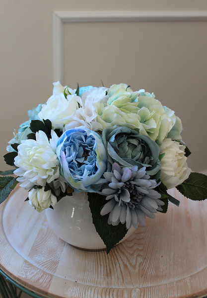 bukiet Selva w białym ceramicznym naczyniu, wys.24cm