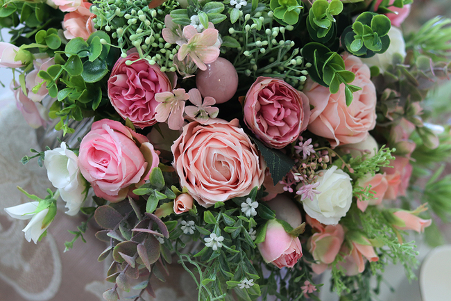 Manfredo 2, kompozycja kwiatowa w srebrnej donicy, wys.27cm