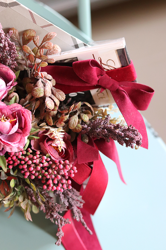 bardzo urocza koperta flowerbox z czekoladą, Relano, wym.30x35cm 