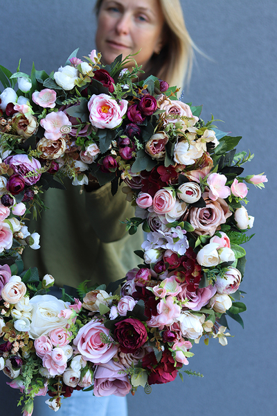 Bella Belia, bogaty wianek kwiatowy, śr.52cm 