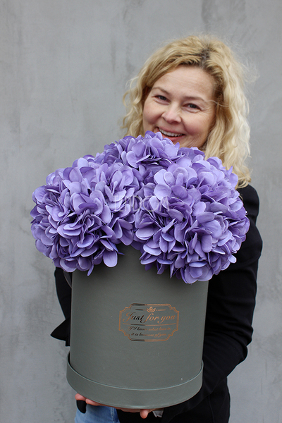 kompozycja kwiatowa / bukiet Flowerbox hortensja XXL, wys.43cm 