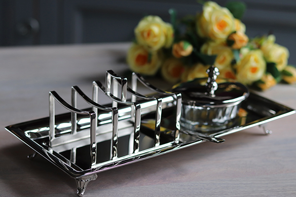 elegancki zestaw śniadaniowy Tosty / Gofry z maselnicą (bez noża), wym.32x14cm