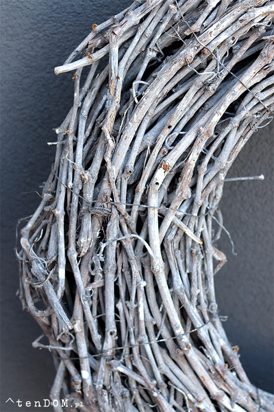 Grande Wreath, ogromny wianek  z szarych gałązek, śr.84cm