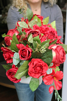 piękna kompozycja kwiatowa Red Fire, wys.28cm