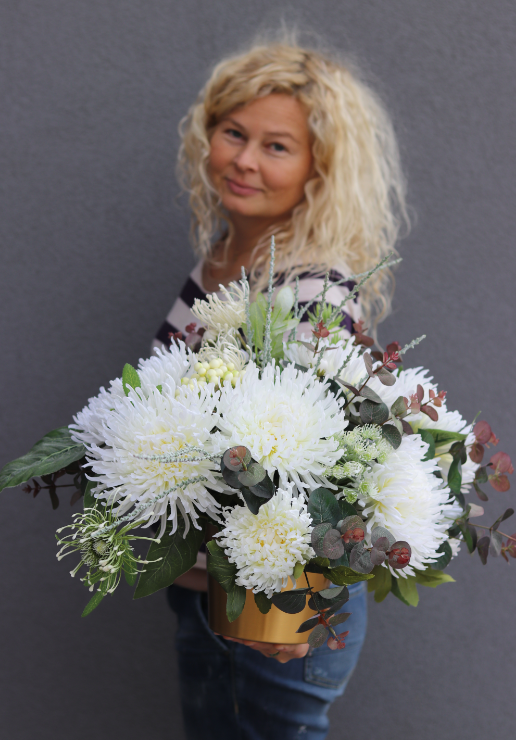 Astry Biel, kompozycja kwiatowa nagrobna, wym.40cmx45x55cm