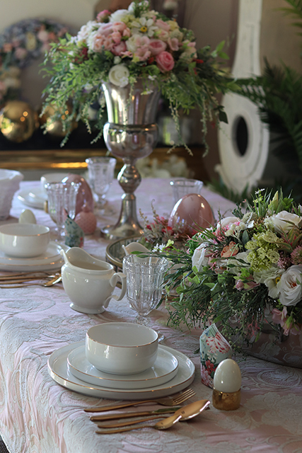 kompozycja kwiatowa Manfredo w Pucharze, wys.64cm