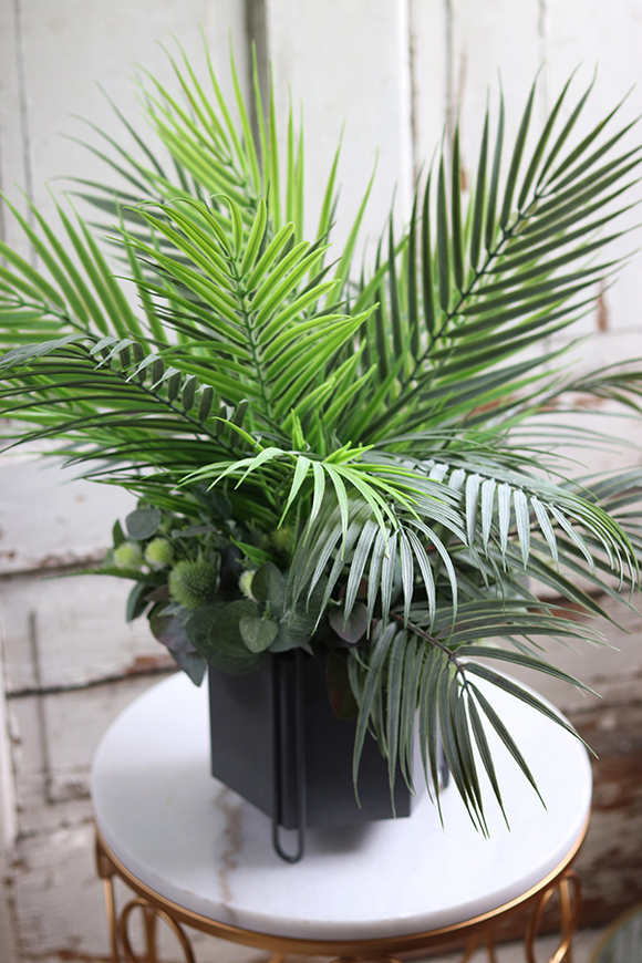 Refania, sztuczna palma z sukulentami w metalowej donicy, wys.53cm