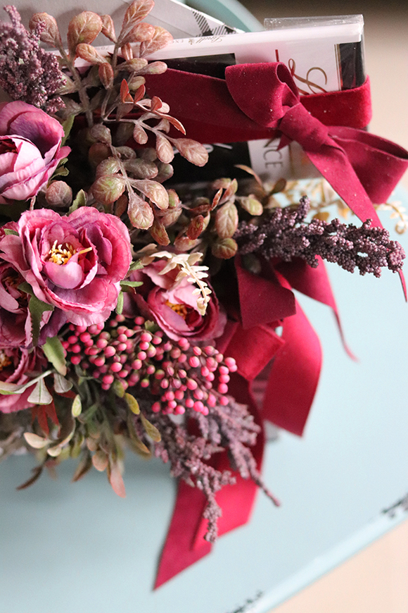 bardzo urocza koperta flowerbox z czekoladą, Relano, wym.30x35cm 