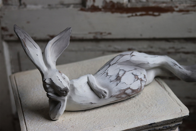 figurka zając / królik, Wielkanocna Siesta, wym.20x46x14.5cm