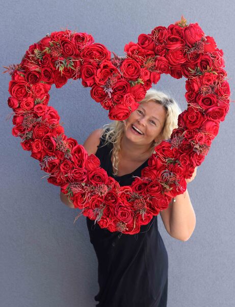 bardzo duże wiklinowe Serce w Czerwieni, wym. 80x80cm 