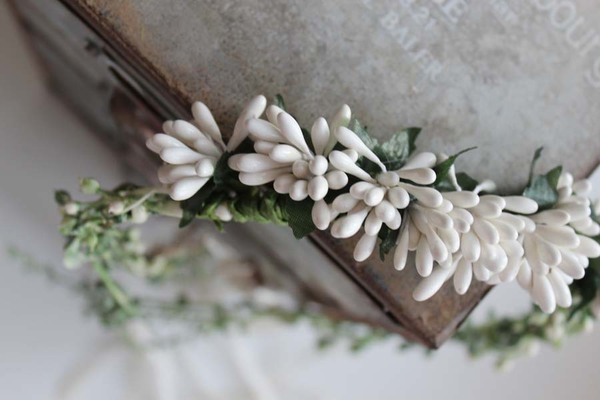 biały komunijny wianek na głowę, Laura, rozmiar uniwersalny